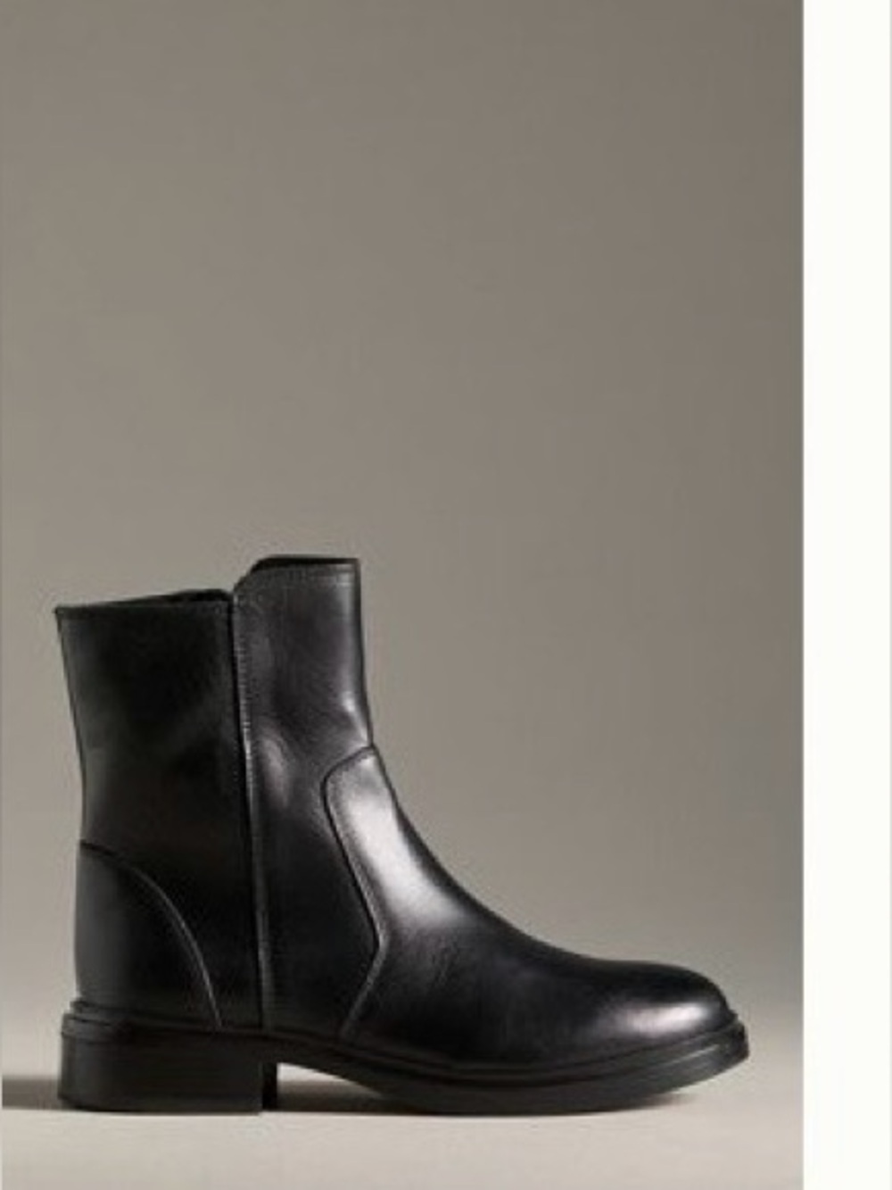 New Woman’s Anthropologie Short Black Leather Riding Boots so cute